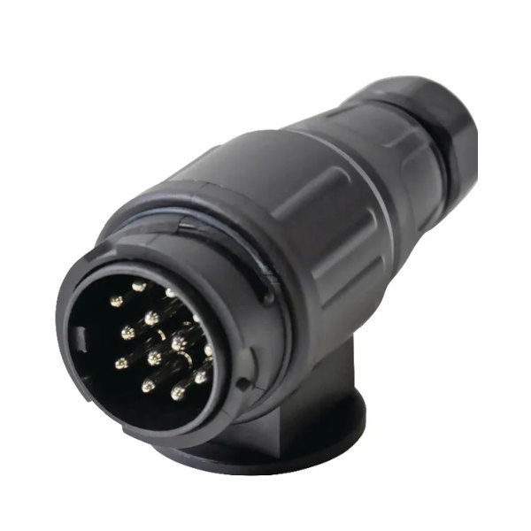 ENCHUFE 13 POLOS MACHO