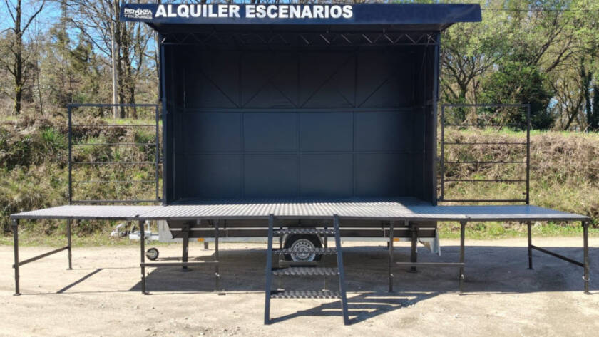 Escenario remolque, alquiler en varios tamaños