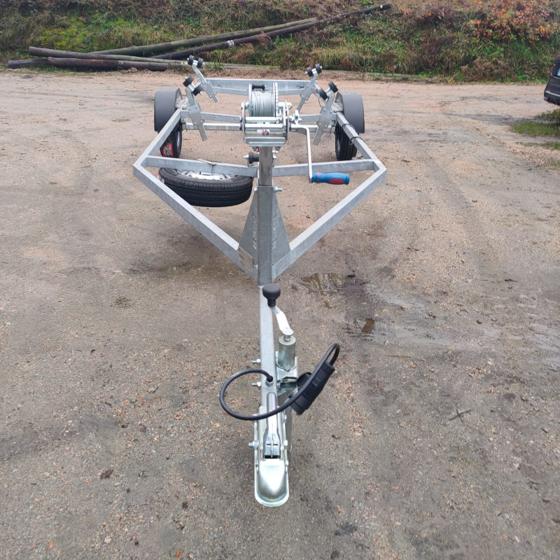 Remolque náutico en alquiler